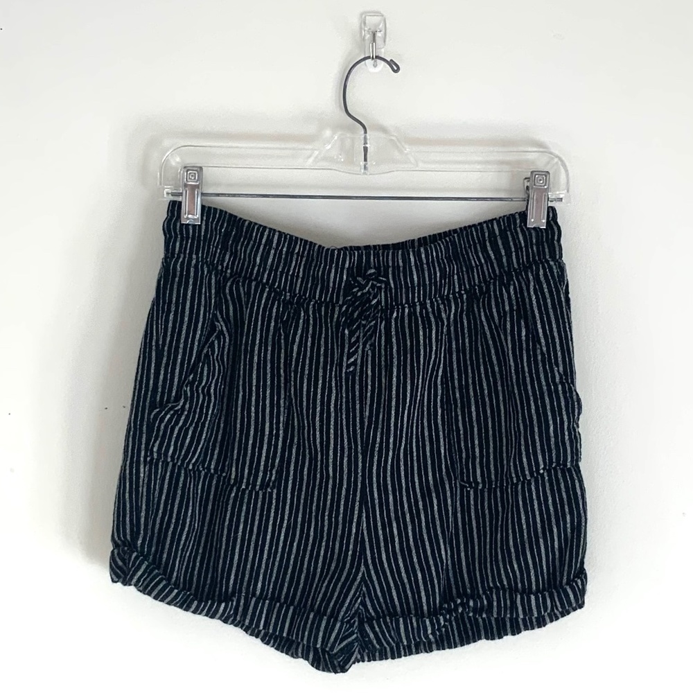 Forever21 Black Striped Shorts